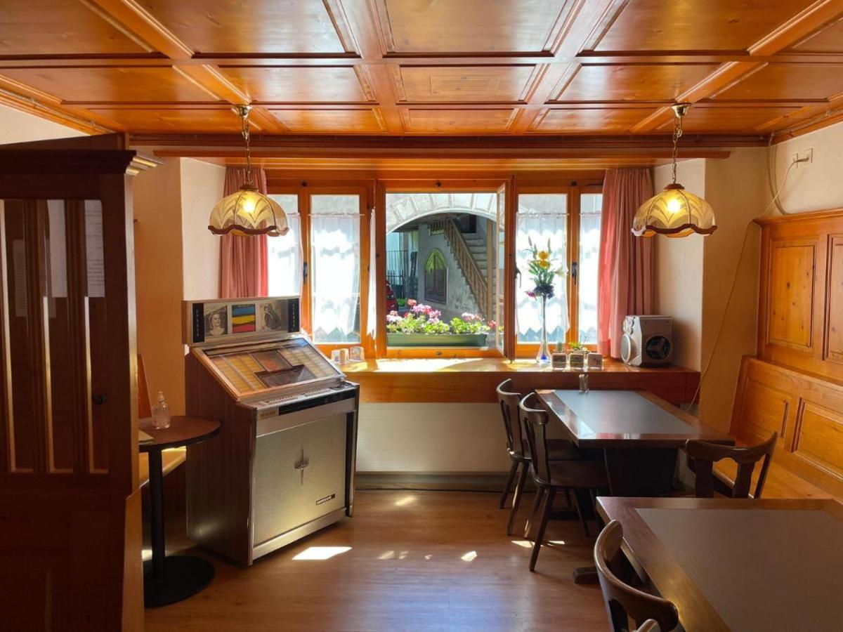 Casa Job - Gasthaus - Sauna, Whirlpool - Trun Eksteriør bilde