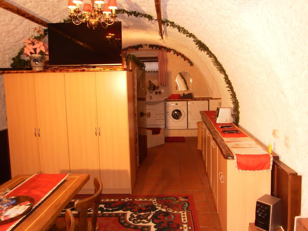 Casa Job - Gasthaus - Sauna, Whirlpool - Trun Eksteriør bilde